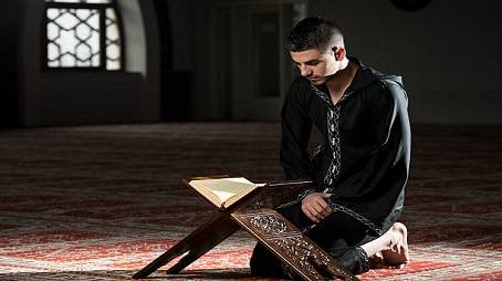Problemas que enfrenta la juventud musulmana moderna (parte 2 de 3)