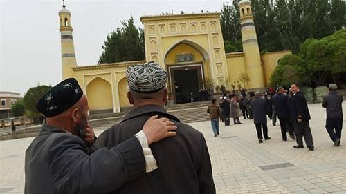 US hits China over reports of Uighur 