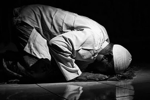 Las virtudes y recompensas de la oración en el Islam