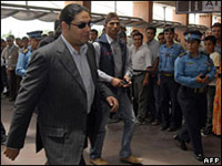 Ousted Nepal prince leaves nation 