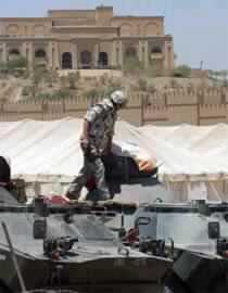 Iraqi Attacks Kill Two US Soldiers, Polish Officer as British Soldier Dies in Road Crash